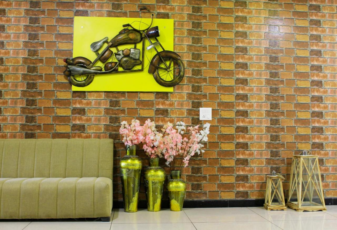 Roorkee Hotel Radiant Inn المظهر الخارجي الصورة